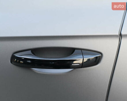 Серый Фольксваген Туарег, объемом двигателя 2.97 л и пробегом 32 тыс. км за 81000 $, фото 40 на Automoto.ua