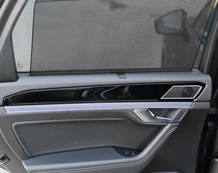 Серый Фольксваген Туарег, объемом двигателя 2.97 л и пробегом 32 тыс. км за 81000 $, фото 38 на Automoto.ua