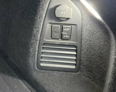 Серый Фольксваген Туарег, объемом двигателя 2.97 л и пробегом 19 тыс. км за 64999 $, фото 13 на Automoto.ua