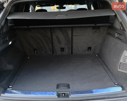 Серый Фольксваген Туарег, объемом двигателя 2.97 л и пробегом 32 тыс. км за 81000 $, фото 70 на Automoto.ua