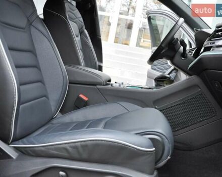 Сірий Фольксваген Туарег, об'ємом двигуна 2.97 л та пробігом 29 тис. км за 78000 $, фото 26 на Automoto.ua