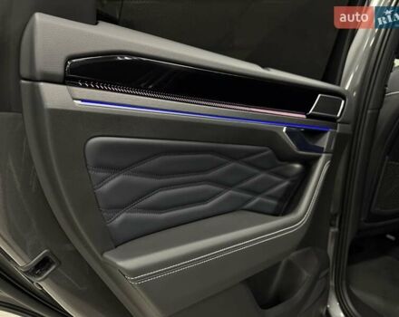 Серый Фольксваген Туарег, объемом двигателя 2.97 л и пробегом 39 тыс. км за 81500 $, фото 53 на Automoto.ua