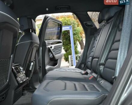 Сірий Фольксваген Туарег, об'ємом двигуна 2.97 л та пробігом 29 тис. км за 78000 $, фото 19 на Automoto.ua