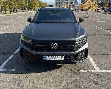 Серый Фольксваген Туарег, объемом двигателя 2.97 л и пробегом 25 тыс. км за 84000 $, фото 5 на Automoto.ua