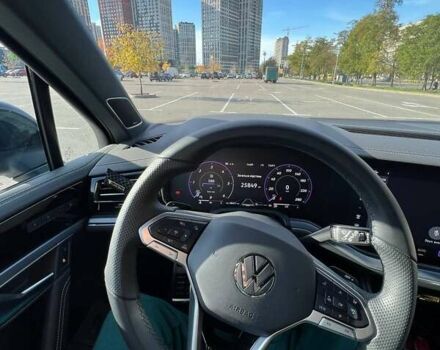 Серый Фольксваген Туарег, объемом двигателя 2.97 л и пробегом 25 тыс. км за 84000 $, фото 12 на Automoto.ua