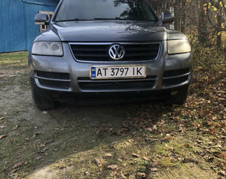 Сірий Фольксваген Туарег, об'ємом двигуна 2.46 л та пробігом 372 тис. км за 5600 $, фото 1 на Automoto.ua