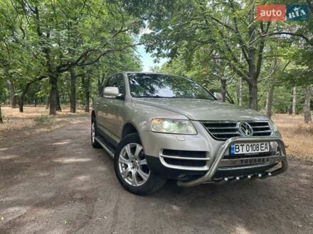 Фольксваген Туарег 2005 у Одесі на Automoto.ua Сірий Фольксваген Туарег, об'ємом двигуна 2.5 л та пробігом 260 тис. км за 7200 $, фото 1 на Automoto.ua
