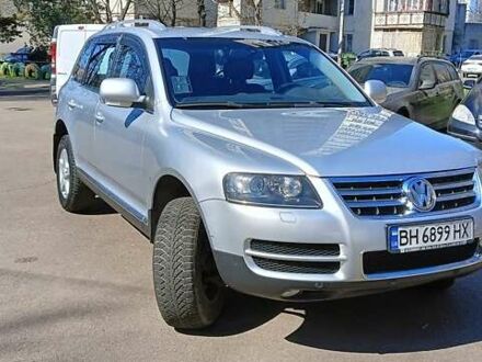 Фольксваген Туарег 2005 у Одесі на Automoto.ua Сірий Фольксваген Туарег, об'ємом двигуна 2.5 л та пробігом 150 тис. км за 10000 $, фото 1 на Automoto.ua