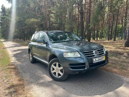 Фольксваген Туарег 2005 в Котельве на Automoto.ua Серый Фольксваген Туарег, объемом двигателя 0 л и пробегом 290 тыс. км за 4000 $, фото 1 на Automoto.ua