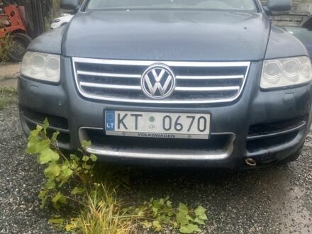 Фольксваген Туарег 2006 у Броварах на Automoto.ua Сірий Фольксваген Туарег, об'ємом двигуна 5 л та пробігом 260 тис. км за 3100 $, фото 1 на Automoto.ua