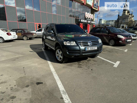 Фольксваген Туарег 2006 в Херсоне на Automoto.ua Серый Фольксваген Туарег, объемом двигателя 2.97 л и пробегом 301 тыс. км за 11000 $, фото 1 на Automoto.ua