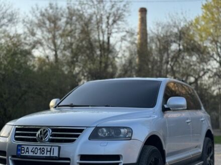 Фольксваген Туарег 2006 в Кропивницком (Кировограде) на Automoto.ua Серый Фольксваген Туарег, объемом двигателя 2.5 л и пробегом 250 тыс. км за 8300 $, фото 1 на Automoto.ua