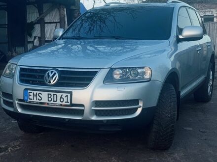 Серый Фольксваген Туарег, объемом двигателя 0 л и пробегом 270 тыс. км за 6961 $, фото 1 на Automoto.ua