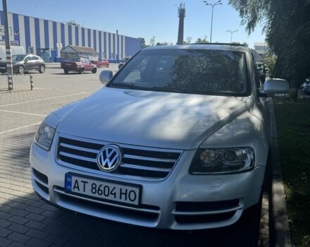 Сірий Фольксваген Туарег, об'ємом двигуна 3 л та пробігом 270 тис. км за 9000 $, фото 1 на Automoto.ua