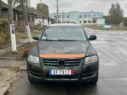 Сірий Фольксваген Туарег, об'ємом двигуна 3 л та пробігом 305 тис. км за 4500 $, фото 1 на Automoto.ua