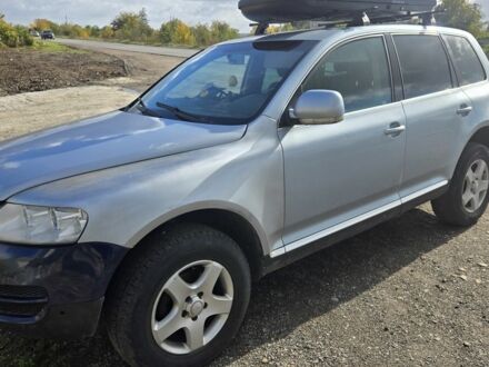 Серый Фольксваген Туарег, объемом двигателя 2.5 л и пробегом 1 тыс. км за 4000 $, фото 1 на Automoto.ua