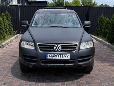 Серый Фольксваген Туарег, объемом двигателя 3.6 л и пробегом 245 тыс. км за 4200 $, фото 1 на Automoto.ua