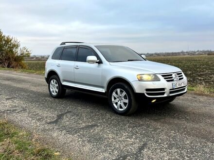 Фольксваген Туарег 2007 в Межевой на Automoto.ua Серый Фольксваген Туарег, объемом двигателя 3.2 л и пробегом 280 тыс. км за 8500 $, фото 1 на Automoto.ua