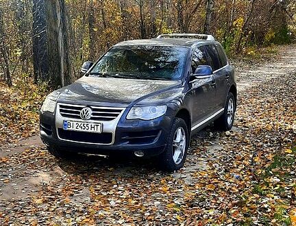 Фольксваген Туарег 2007 в Полтаве на Automoto.ua Серый Фольксваген Туарег, объемом двигателя 3 л и пробегом 365 тыс. км за 12000 $, фото 1 на Automoto.ua