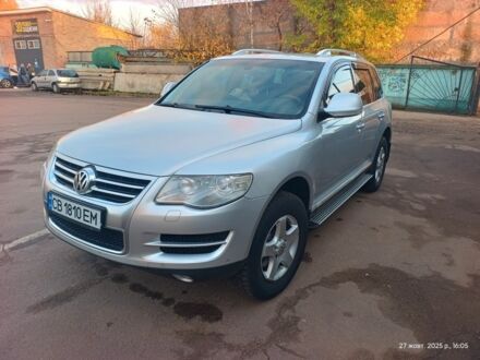 Фольксваген Туарег 2008 у Нежине на Automoto.ua Сірий Фольксваген Туарег, об'ємом двигуна 3 л та пробігом 360 тис. км за 11500 $, фото 1 на Automoto.ua