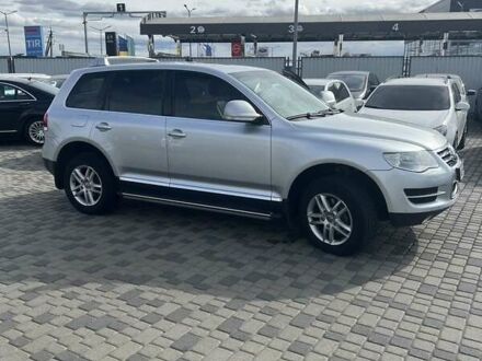 Фольксваген Туарег 2008 в Мукачеве на Automoto.ua Серый Фольксваген Туарег, объемом двигателя 3 л и пробегом 180 тыс. км за 17000 $, фото 1 на Automoto.ua