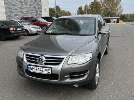 Фольксваген Туарег 2008 у Харкові на Automoto.ua Сірий Фольксваген Туарег, об'ємом двигуна 3 л та пробігом 276 тис. км за 12000 $, фото 1 на Automoto.ua