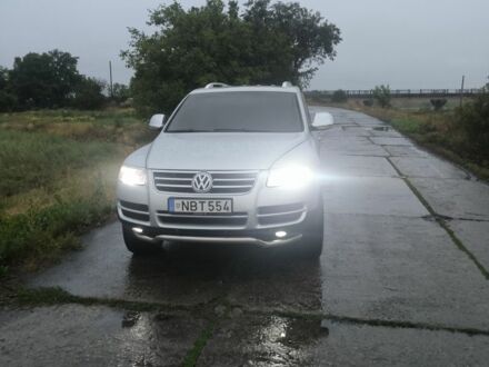 Сірий Фольксваген Туарег, об'ємом двигуна 3 л та пробігом 290 тис. км за 6800 $, фото 1 на Automoto.ua