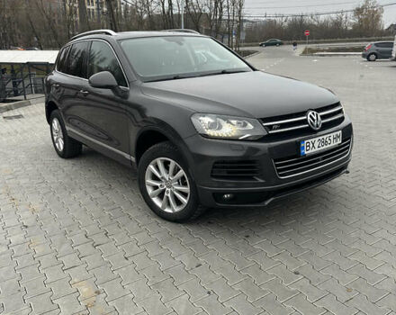 Серый Фольксваген Туарег, объемом двигателя 2.97 л и пробегом 212 тыс. км за 19900 $, фото 1 на Automoto.ua