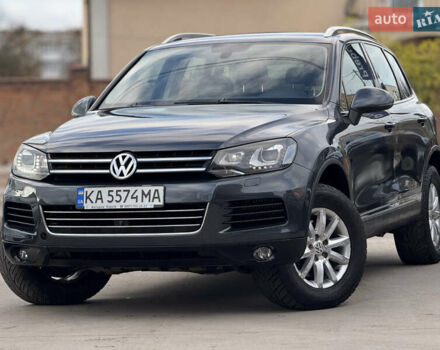 Сірий Фольксваген Туарег, об'ємом двигуна 3 л та пробігом 218 тис. км за 15700 $, фото 1 на Automoto.ua
