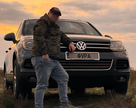 Сірий Фольксваген Туарег, об'ємом двигуна 3.6 л та пробігом 237 тис. км за 12500 $, фото 1 на Automoto.ua