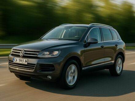 Фольксваген Туарег 2011 в Киеве на Automoto.ua Серый Фольксваген Туарег, объемом двигателя 3 л и пробегом 294 тыс. км за 18000 $, фото 1 на Automoto.ua