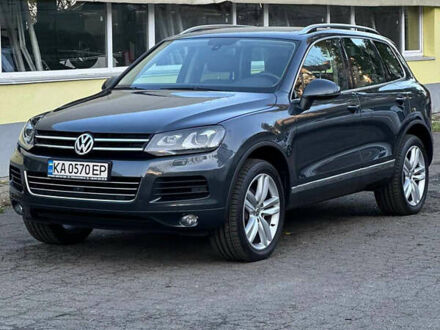 Серый Фольксваген Туарег, объемом двигателя 3.6 л и пробегом 196 тыс. км за 15999 $, фото 1 на Automoto.ua