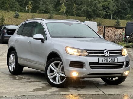 Серый Фольксваген Туарег, объемом двигателя 3 л и пробегом 220 тыс. км за 10750 $, фото 1 на Automoto.ua