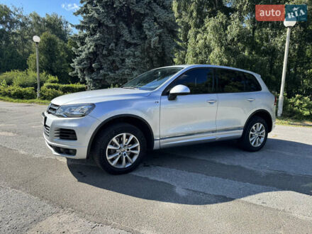 Сірий Фольксваген Туарег, об'ємом двигуна 2.97 л та пробігом 246 тис. км за 22000 $, фото 1 на Automoto.ua
