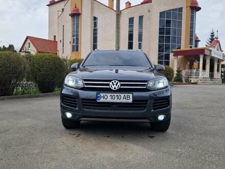 Фольксваген Туарег 2012 у Тернополі на Automoto.ua Сірий Фольксваген Туарег, об'ємом двигуна 3 л та пробігом 137 тис. км за 25900 $, фото 1 на Automoto.ua