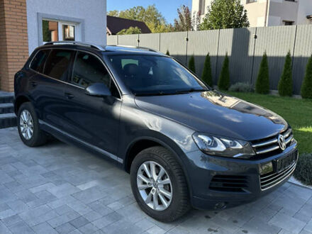 Фольксваген Туарег 2012 у Тернополі на Automoto.ua Сірий Фольксваген Туарег, об'ємом двигуна 2.97 л та пробігом 254 тис. км за 21000 $, фото 1 на Automoto.ua