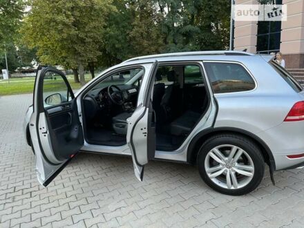 Фольксваген Туарег 2012 у Полтаві на Automoto.ua Сірий Фольксваген Туарег, об'ємом двигуна 2.97 л та пробігом 281 тис. км за 20300 $, фото 1 на Automoto.ua