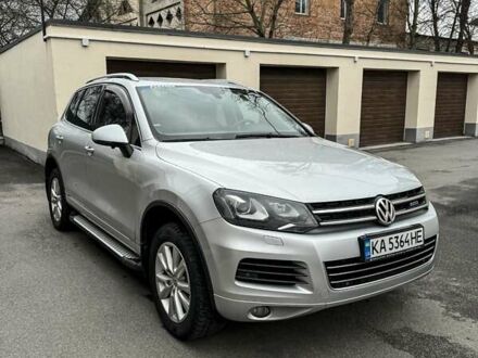 Фольксваген Туарег 2012 в Виннице на Automoto.ua Серый Фольксваген Туарег, объемом двигателя 2.97 л и пробегом 300 тыс. км за 18800 $, фото 1 на Automoto.ua