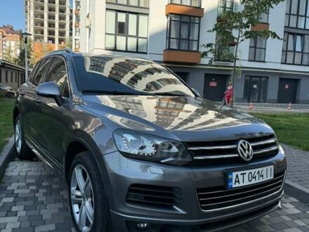 Серый Фольксваген Туарег, объемом двигателя 3 л и пробегом 263 тыс. км за 19800 $, фото 1 на Automoto.ua