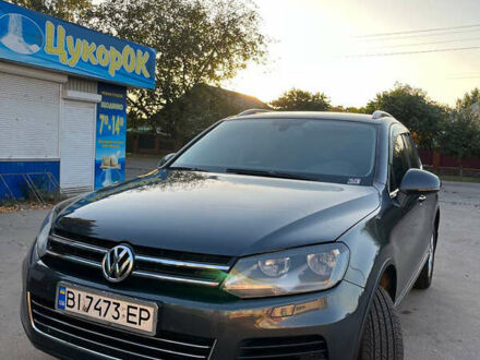 Фольксваген Туарег 2012 у Карловке на Automoto.ua Сірий Фольксваген Туарег, об'ємом двигуна 2.97 л та пробігом 186 тис. км за 18500 $, фото 1 на Automoto.ua