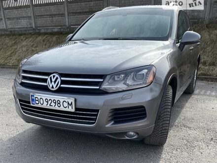Фольксваген Туарег 2012 у Тернополі на Automoto.ua Сірий Фольксваген Туарег, об'ємом двигуна 3 л та пробігом 180 тис. км за 19500 $, фото 1 на Automoto.ua