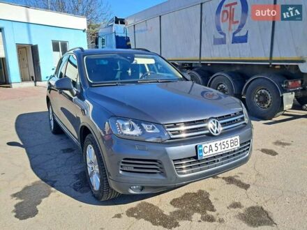 Фольксваген Туарег 2013 в Умани на Automoto.ua Серый Фольксваген Туарег, объемом двигателя 2.97 л и пробегом 246 тыс. км за 20000 $, фото 1 на Automoto.ua
