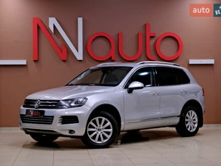 Сірий Фольксваген Туарег, об'ємом двигуна 3 л та пробігом 219 тис. км за 17900 $, фото 1 на Automoto.ua