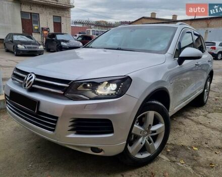 Фольксваген Туарег 2013 в Ровно на Automoto.ua Серый Фольксваген Туарег, объемом двигателя 3 л и пробегом 311 тыс. км за 20999 $, фото 1 на Automoto.ua