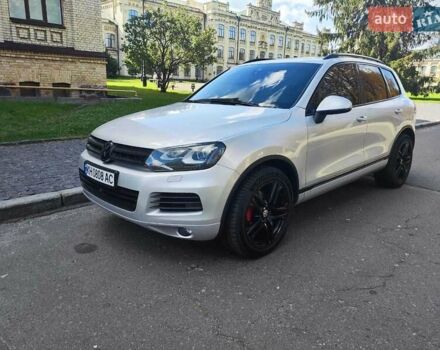 Сірий Фольксваген Туарег, об'ємом двигуна 2.97 л та пробігом 243 тис. км за 20300 $, фото 1 на Automoto.ua