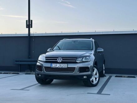 Серый Фольксваген Туарег, объемом двигателя 3 л и пробегом 209 тыс. км за 4900 $, фото 1 на Automoto.ua