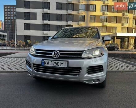 Фольксваген Туарег 2013 в Киеве на Automoto.ua Серый Фольксваген Туарег, объемом двигателя 2.97 л и пробегом 238 тыс. км за 17000 $, фото 1 на Automoto.ua