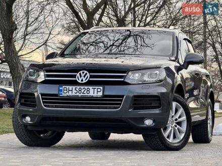 Фольксваген Туарег 2013 у Одесі на Automoto.ua Сірий Фольксваген Туарег, об'ємом двигуна 2.97 л та пробігом 232 тис. км за 18800 $, фото 1 на Automoto.ua