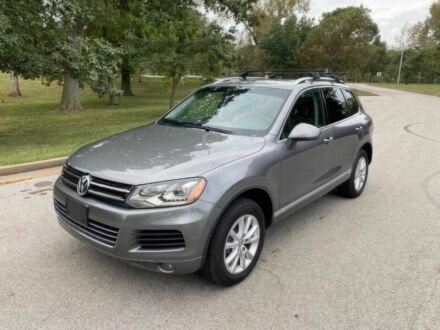 Сірий Фольксваген Туарег, об'ємом двигуна 3.6 л та пробігом 86 тис. км за 6400 $, фото 1 на Automoto.ua