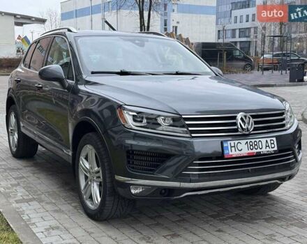 Сірий Фольксваген Туарег, об'ємом двигуна 3 л та пробігом 206 тис. км за 26400 $, фото 1 на Automoto.ua